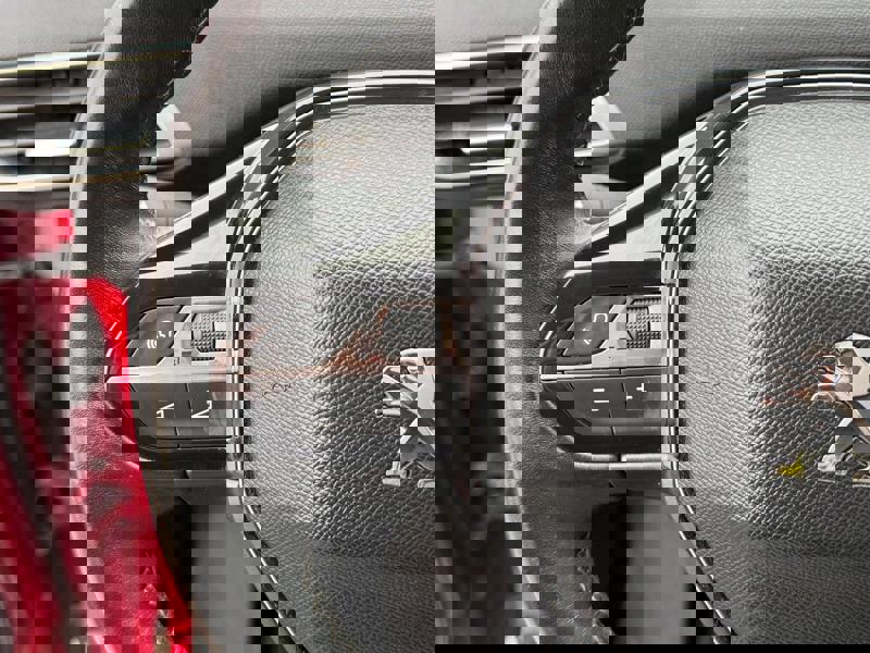 Image Peugeot 3008 II 1.5 Blue Hdi 130 Allure GPS Caméra Carplay Régul Clim auto Gtie 1 an